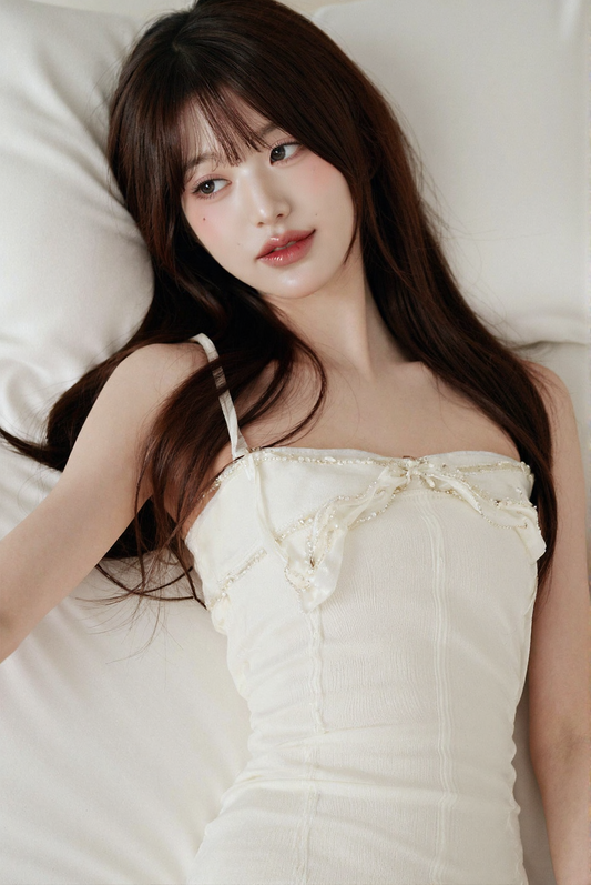 Wonyoung - Sleepy Beauty - 20 pics